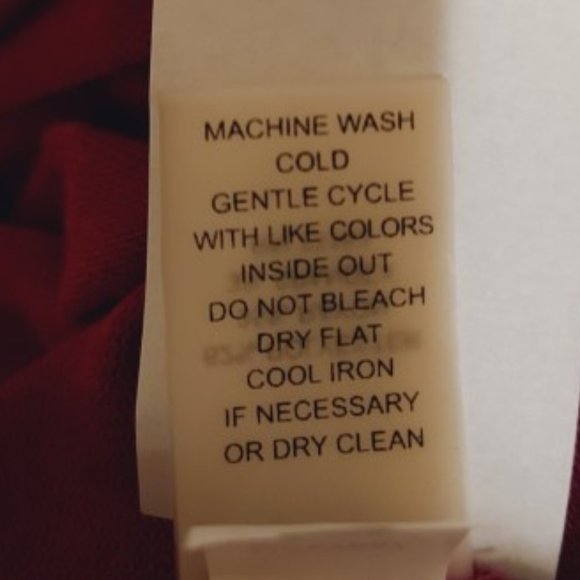 CABLE & GAUGE PURPLE CLOVER RUFFLE DOWN FRONT TOP SIZE M NWT - Picture 7 of 7